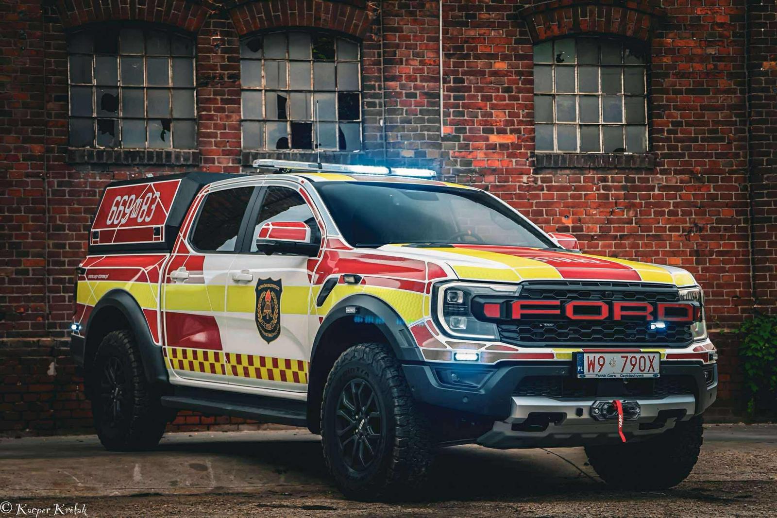 SLRr Ford 669M83