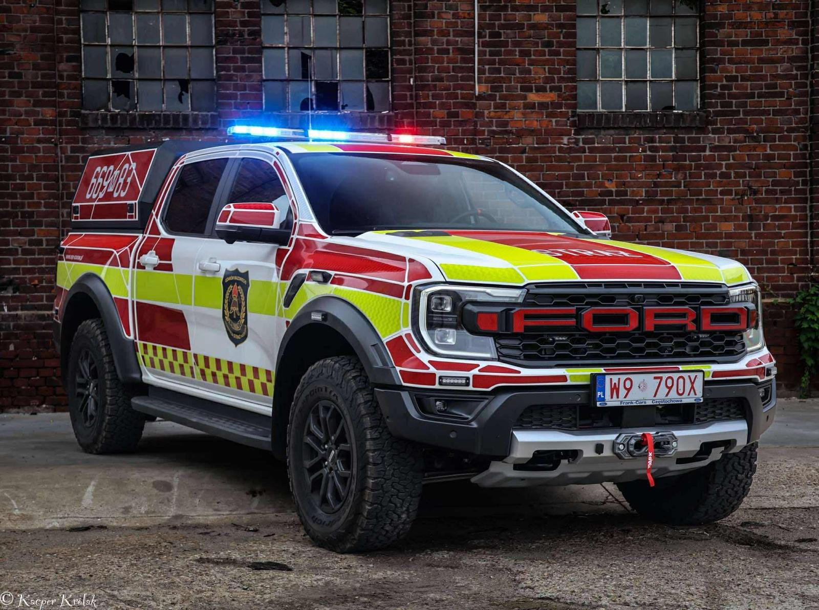 SLRr Ford 669M83