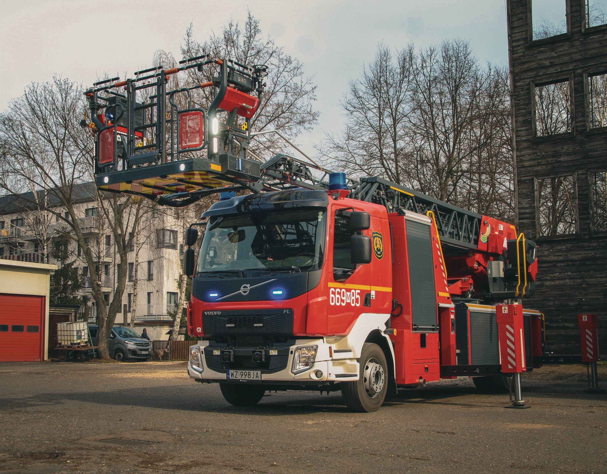 SD-32 Volvo 669M85