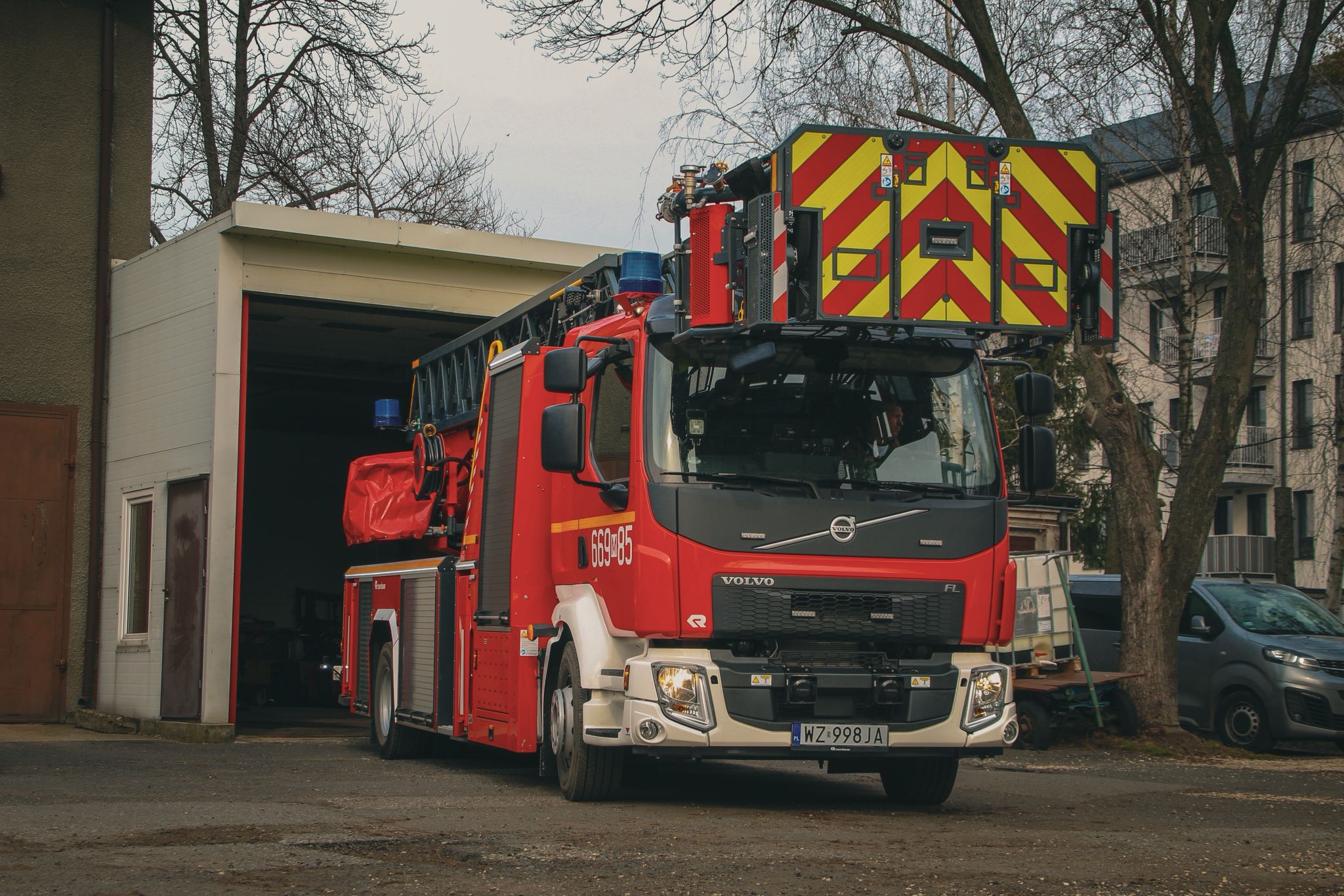 SD-32 Volvo 669M85